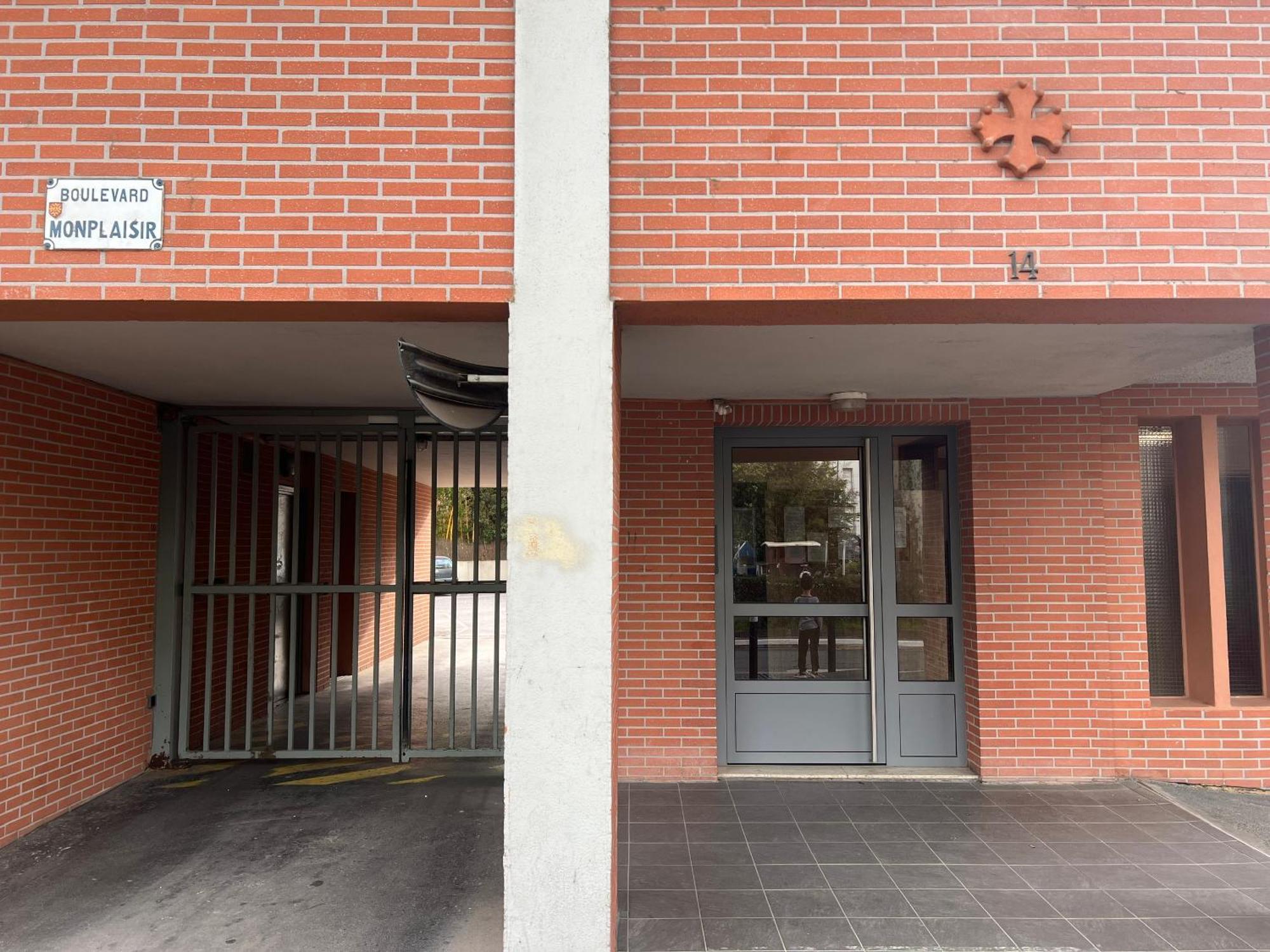 Sunset Duplex - Grand-Rond, Jardin Des Plantes, Centre-Ville, 2 Bdrs 60M2, Ac, Free Public Car Park 200M Away, Netflix - T3 60M2 Avec Clim, Parking Public Gratuit A 200M ตูลูส ภายนอก รูปภาพ
