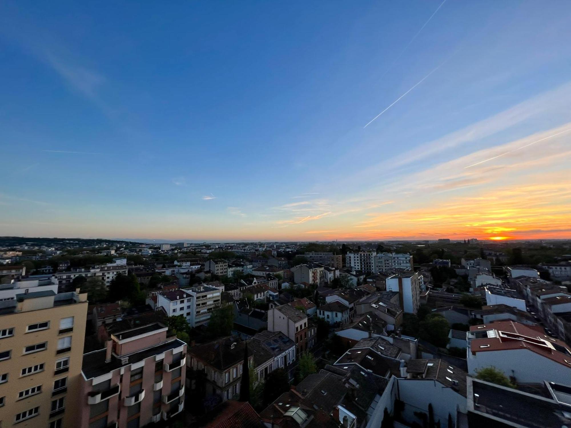 Sunset Duplex - Grand-Rond, Jardin Des Plantes, Centre-Ville, 2 Bdrs 60M2, Ac, Free Public Car Park 200M Away, Netflix - T3 60M2 Avec Clim, Parking Public Gratuit A 200M ตูลูส ภายนอก รูปภาพ