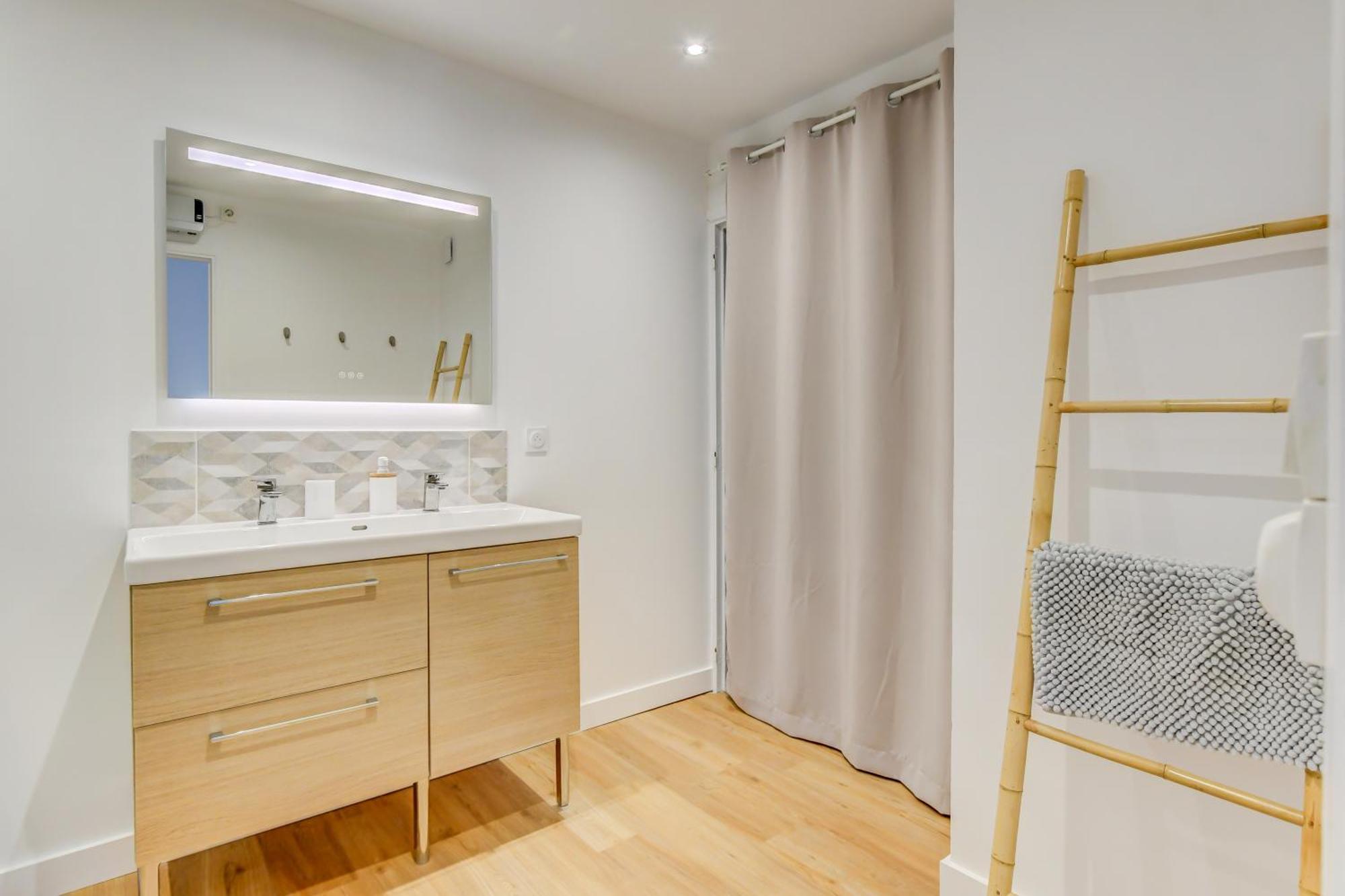 Sunset Duplex - Grand-Rond, Jardin Des Plantes, Centre-Ville, 2 Bdrs 60M2, Ac, Free Public Car Park 200M Away, Netflix - T3 60M2 Avec Clim, Parking Public Gratuit A 200M ตูลูส ภายนอก รูปภาพ